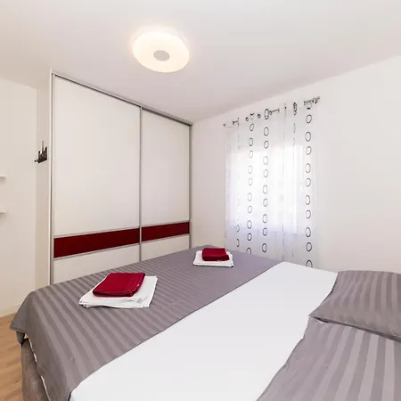 Apartment Matek *